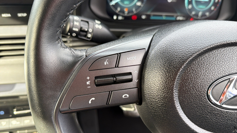 Hyundai BAYON 1.0 TGDi 48V MHEV Premium 5dr DCT Petrol Hatchback